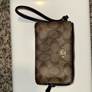 Women’s Coach Wallet